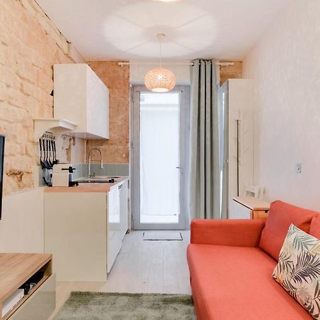 Studio Near Le Moulin Rouge And Montmartre ปารีส ภายนอก รูปภาพ