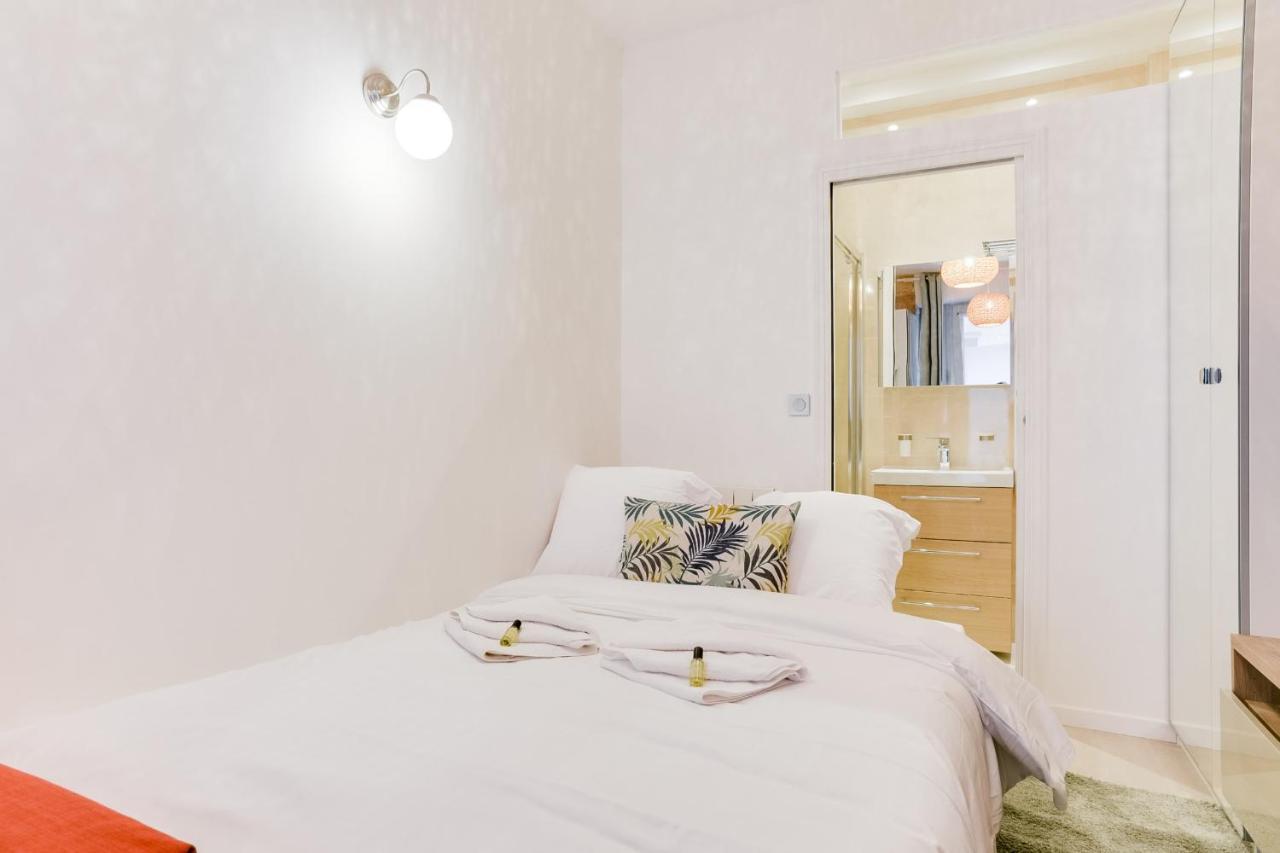 Studio Near Le Moulin Rouge And Montmartre ปารีส ภายนอก รูปภาพ