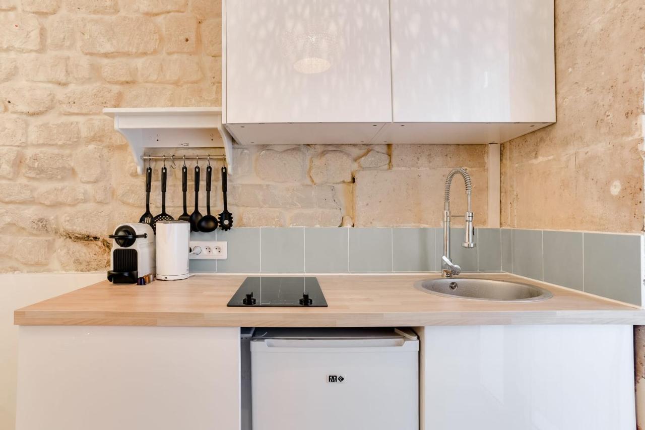 Studio Near Le Moulin Rouge And Montmartre ปารีส ภายนอก รูปภาพ